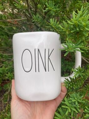 Rae Dunn OINK mug